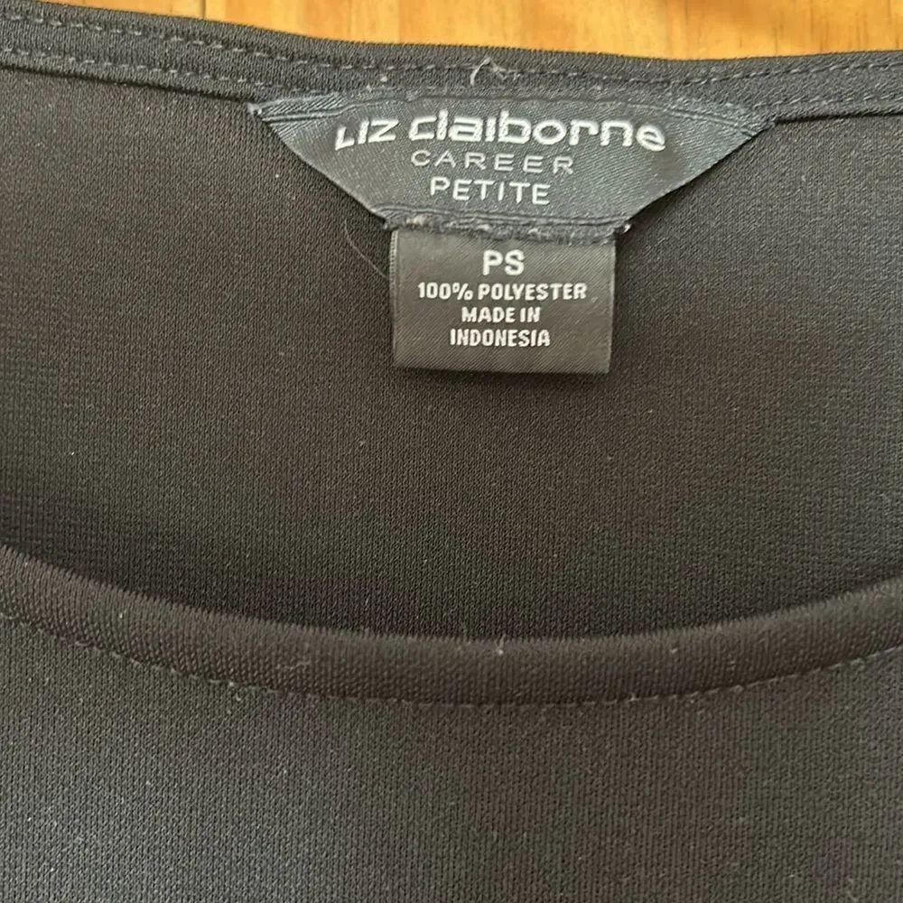 ***** 5 for $25 Liz Claiborne Color Block Top - Picture 3 of 5
